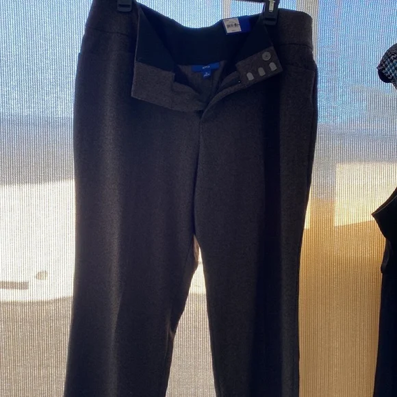 dress pants! $20 never worn tags still on ! - Picture 2 of 4